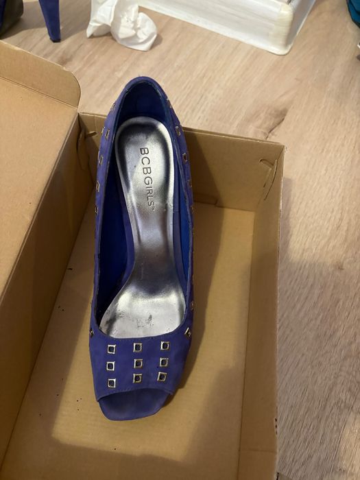 Дамски обувки на висок ток BCBGMaxazria girls - естествен велур