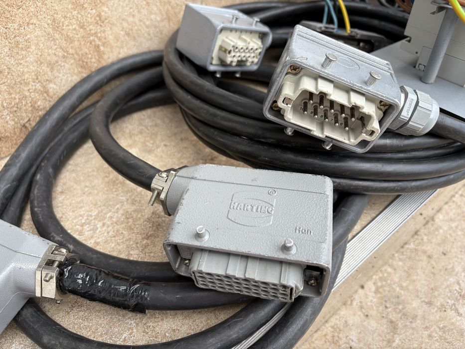 Tablou panou rack distributie  alimentari conexiuni. Harting multicore Klotz