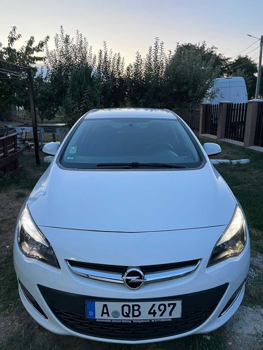 Opel Astra J facelift