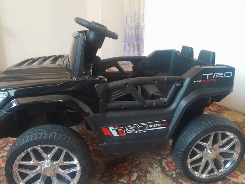 Состояние отличное, акквмулятор держит отлично.