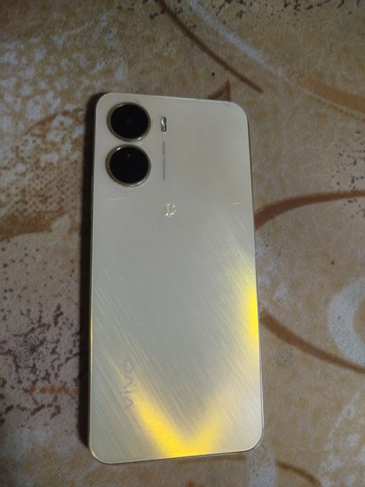 Vivo Y16 продам..