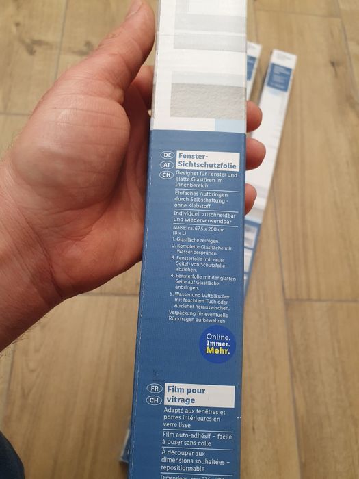 Folie autocolant pentru geamuri