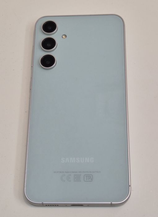 Продам Galaxy S23 FE