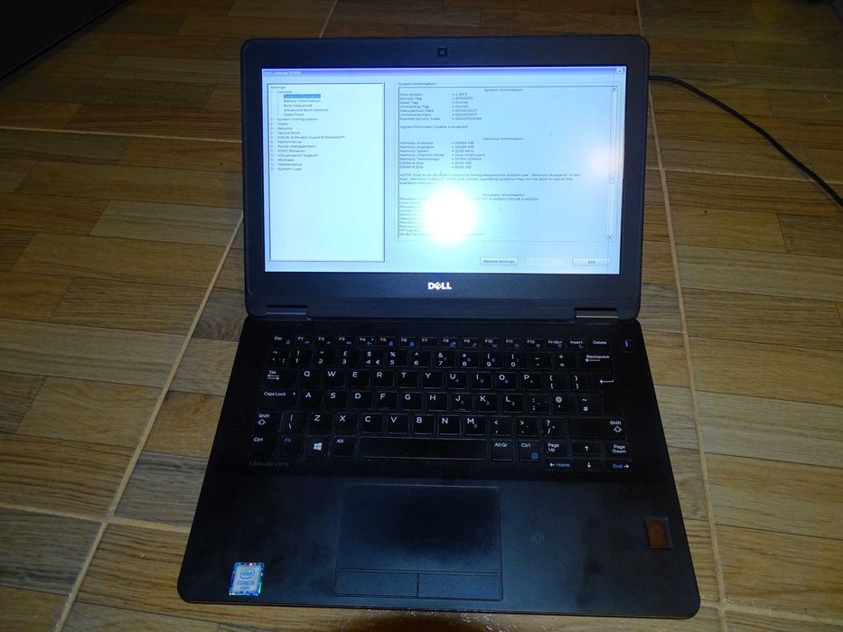 Лаптоп Dell E7270 i5/16GB RAM/256GB SSD (спукан но работещ дисплей)