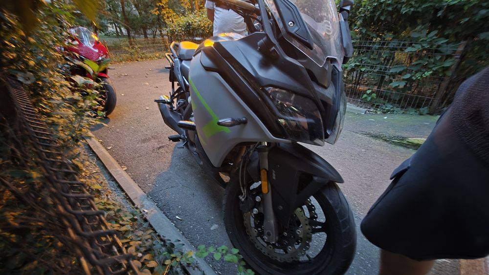 CF Moto 650 GT  2023