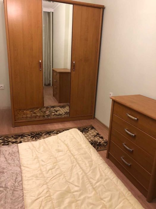 Дава се под наем Тристаен апартамент в София, Разсадника - 110 кв.м за 750 € - Снимка #1