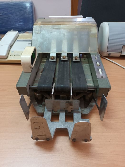 Банкнотоброячна машина.Ретро