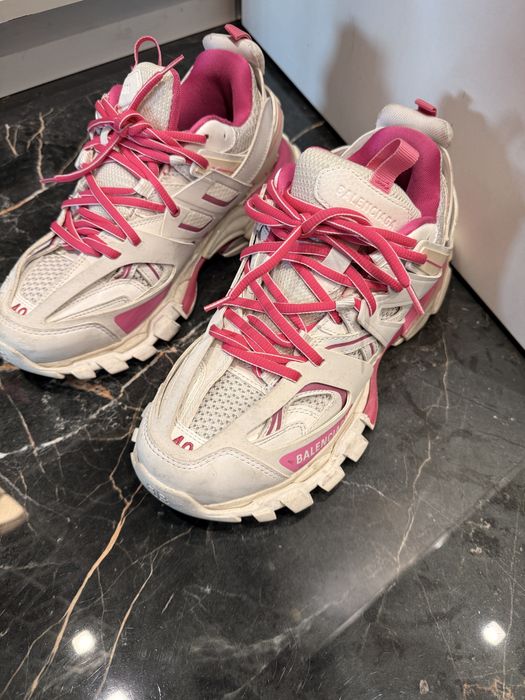 balenciaga track