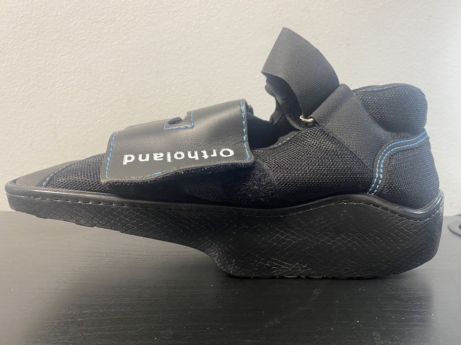 Ортопедична обувка