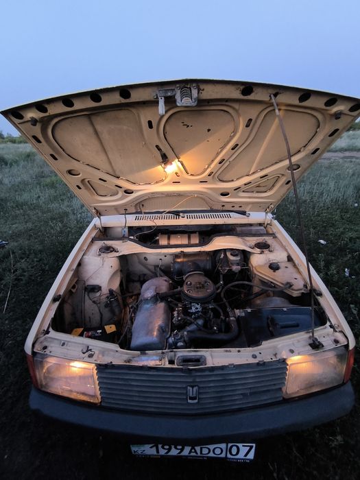 Продам Москвич 2141