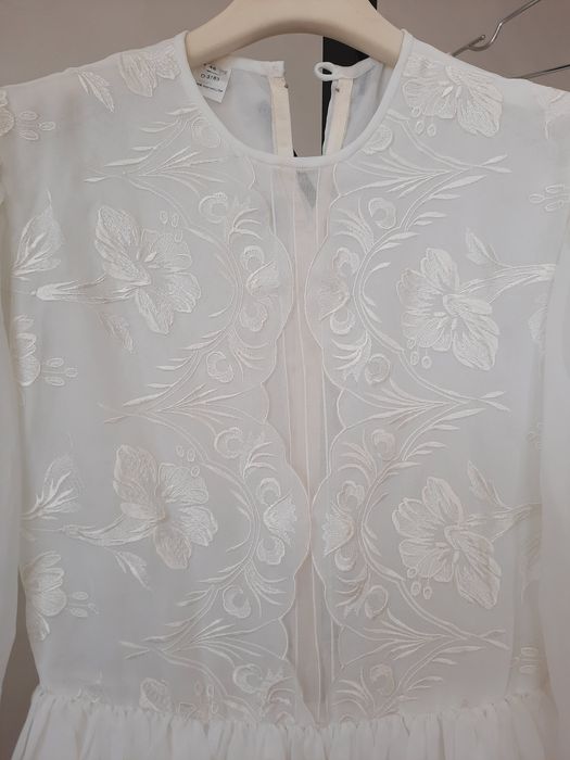 Продам белое платье