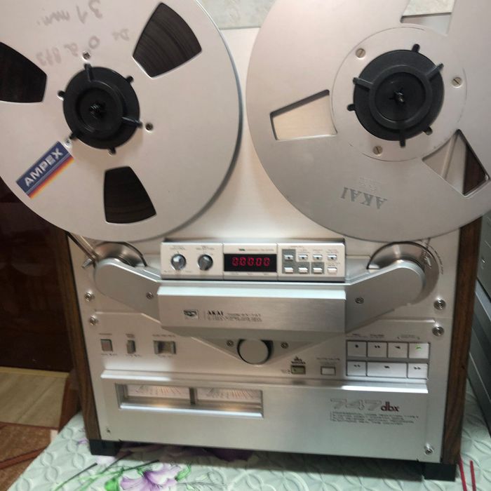 Vand  magnetofon Akai gx 747 dbx