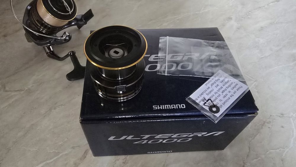 Макара Shimano Ultegra 4000 с резервна шпула
