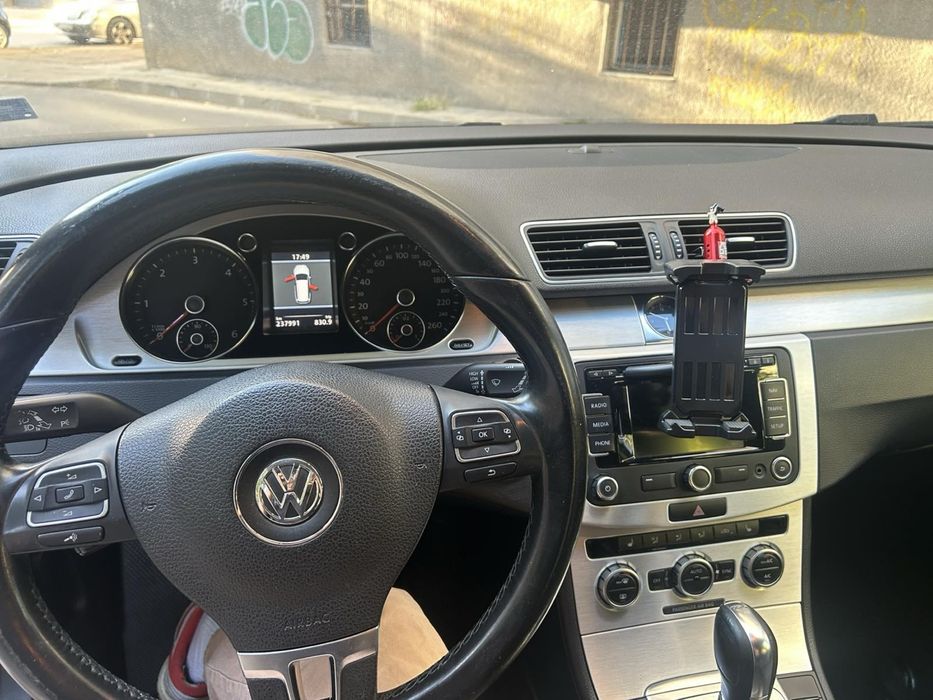 Volkswagen Passat 2013 с бонус автобокс