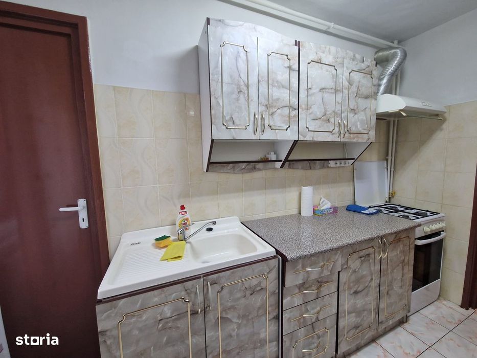 Chirie 3 camere etaj 1, lângă Kaufland Tudor