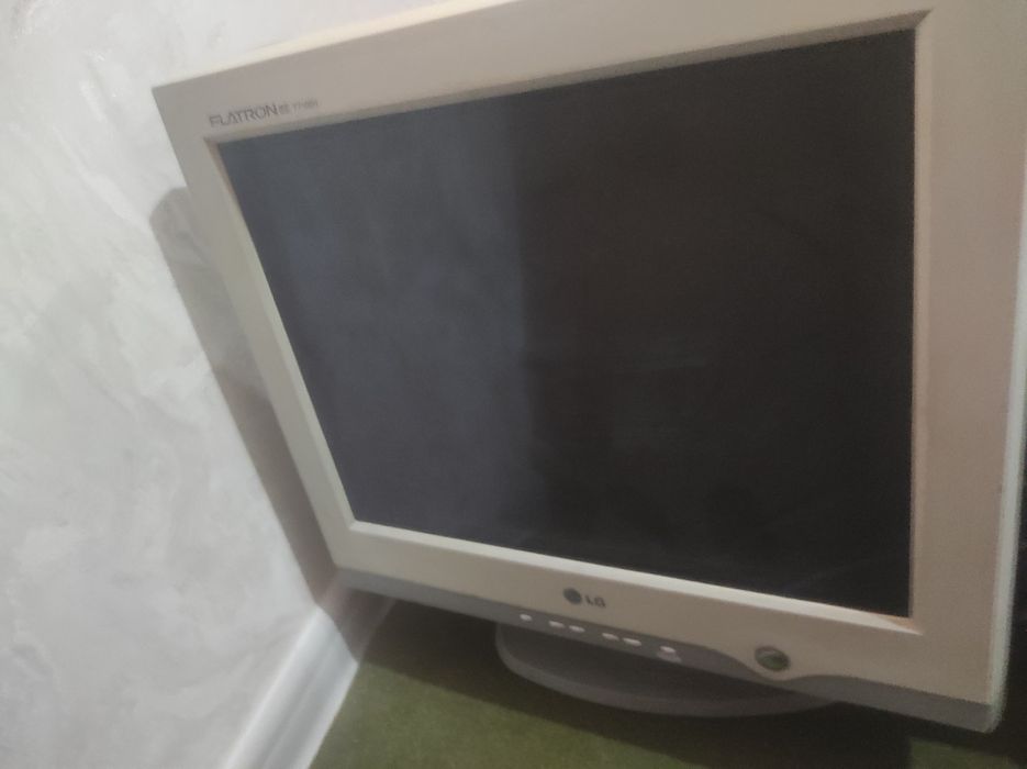 Monitor Lg (orqasi bor turidan)