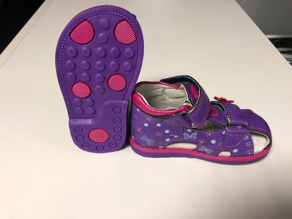 Sandale / Sandalute Apakowa, marimea 20 EU (NOU)