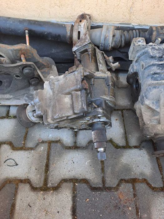 Hyundai Santa Fe 1, 2.7 V6 - автоматик. НА ЧАСТИ!!!