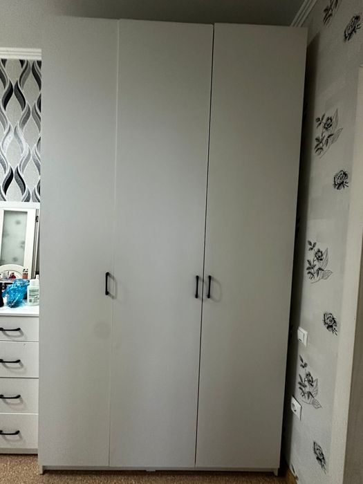 Продам шкаф.