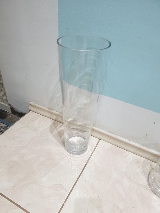 Ваза за цветя   .