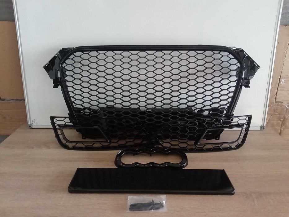 Set grile Bara fata AUDI A4 B8 2011-2014 NEGRU LUCIOS RS LOOK