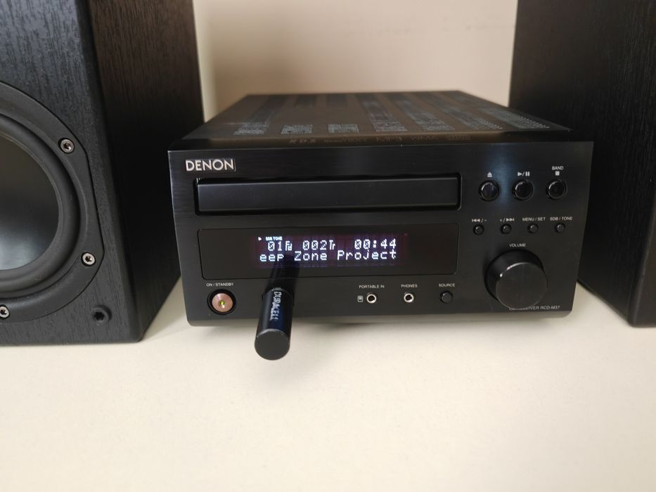 Denon RCD M37 с дистанционно и тонколони