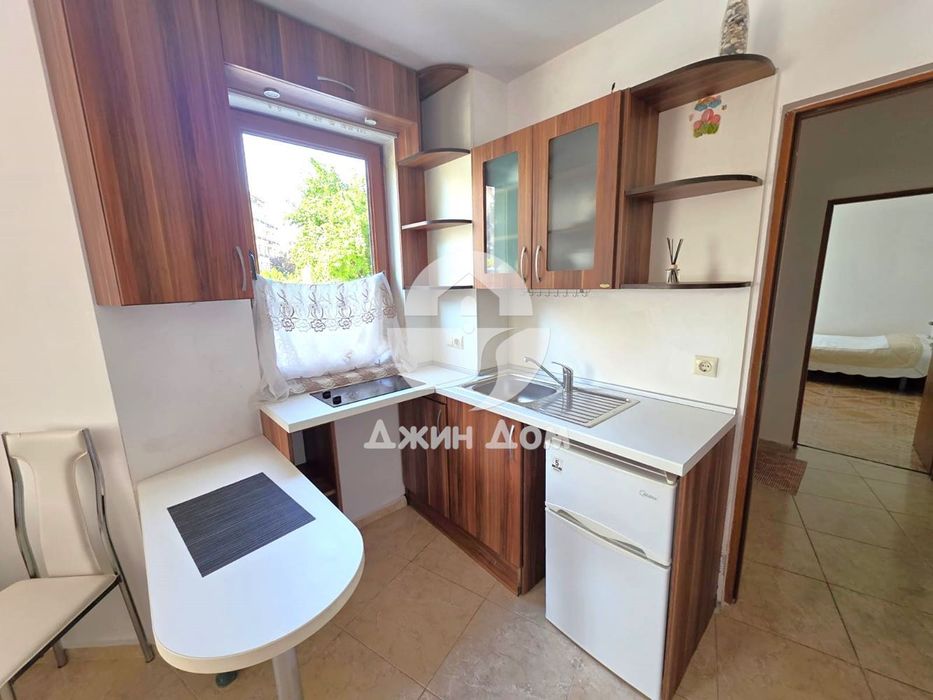 Продава се Двустаен апартамент в к.к. Слънчев бряг - 49 кв.м за 1225 €/кв.м - Снимка #2