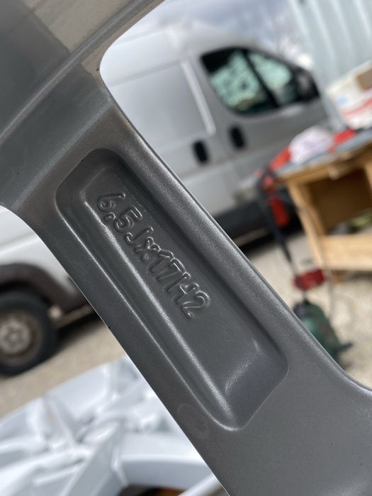 17 цола 5 х 112 мм Фолксваген , VW , Ауди , Шкода , Мерцедес