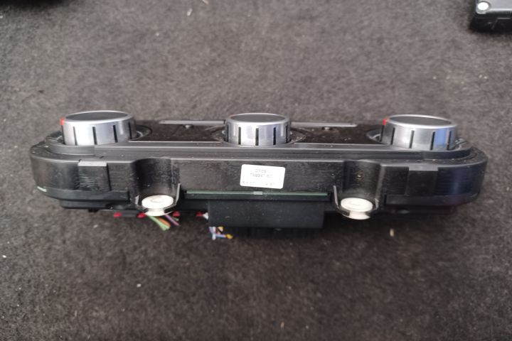 Comanda AC 3C8907336AB 5HB009751 3C8907336AB 5HB009751 Volkswagen VW