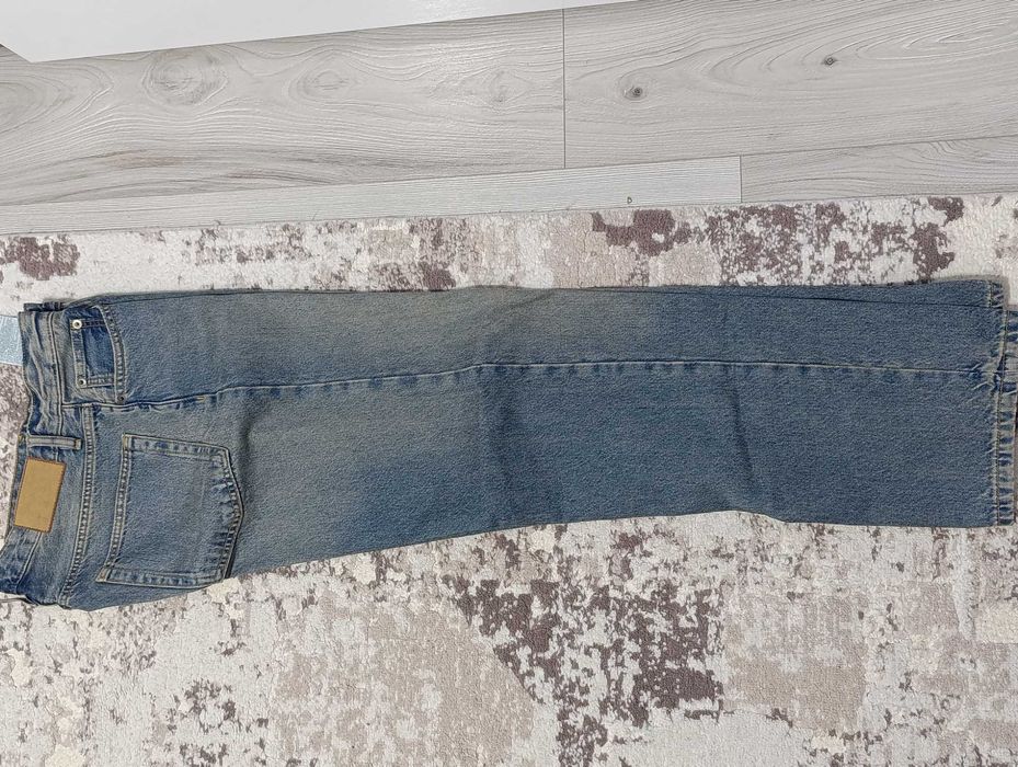 Pantaloni straight Zara