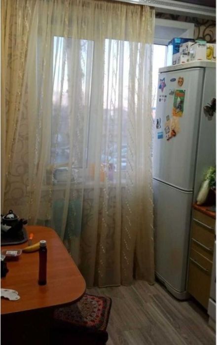 продам двухкомнатную квартиру