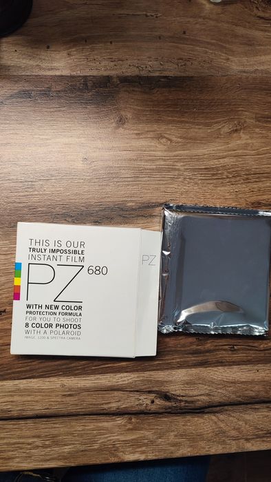 Касета за Полароид 680