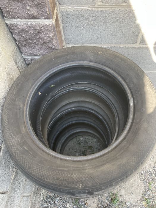 Шины 215/60R16.