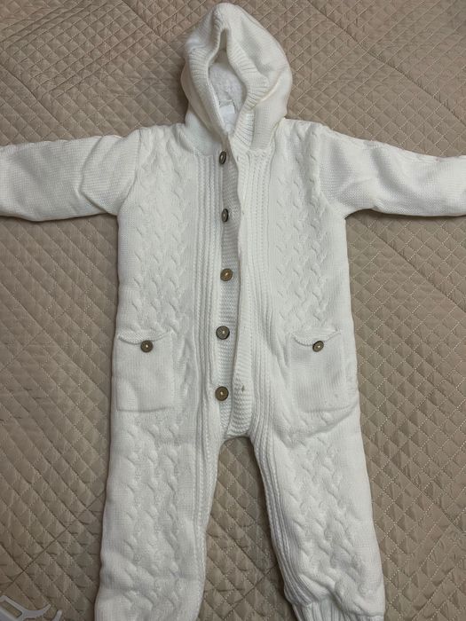 Продам вязаный комбинезон
