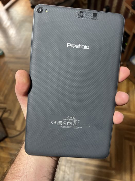 Таблет Prestigio+ sim slot