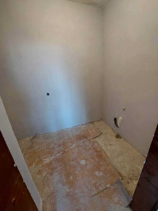 Продава се Двустаен апартамент в Омуртаг - 55 кв.м за 556 €/кв.м - Снимка #5