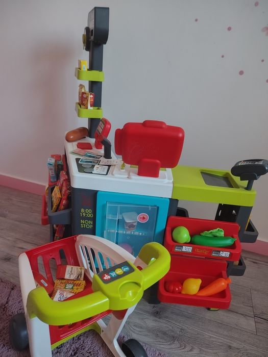 Mini Market Smoby – magazinul perfect pentru micii comercianți!