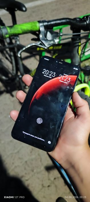 Продам Xiaomi mi 8 pro explorer edition