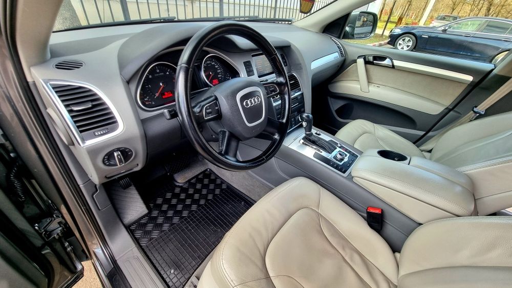 Audi Q7 Superb. 2011 Euro 5. Vânzare directa de la proprietar!