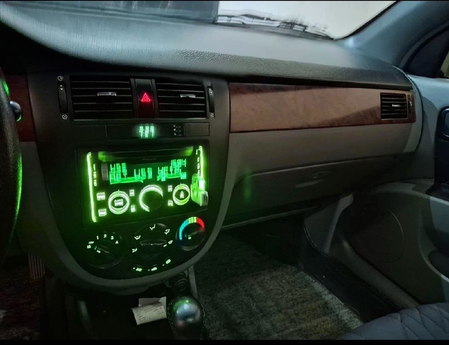 Lasetti 2013 yil mexanika yuz foiz yahshi moshina