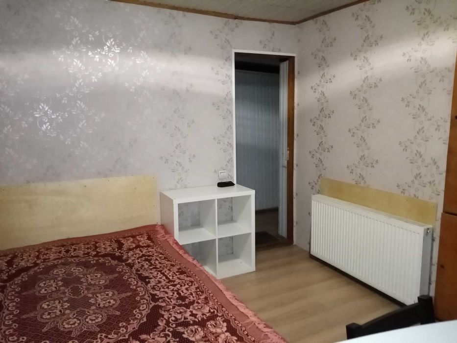 Cameră de închiriat cu cheltuieli incluse