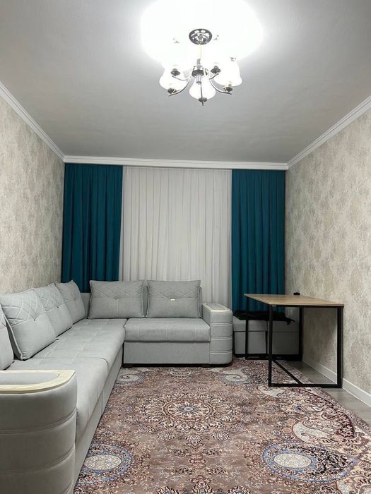 Сдается 3х комнатная квартира 
С обстановкой
В горде Алмалыке