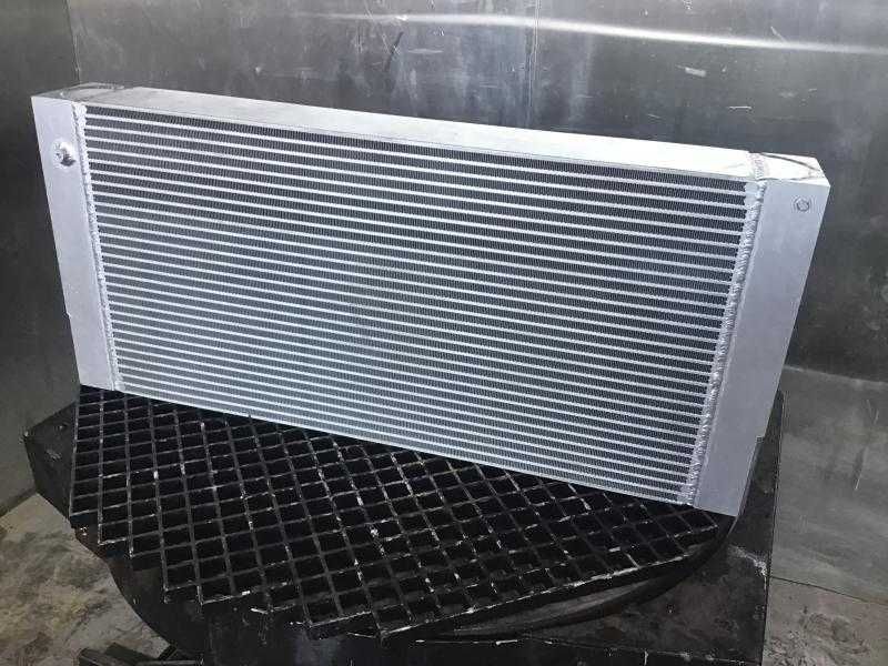 Răcitor de ulei Liebherr A934C - Piese de schimb Liebherr