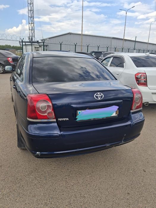Продам тайота авенсис 2006
