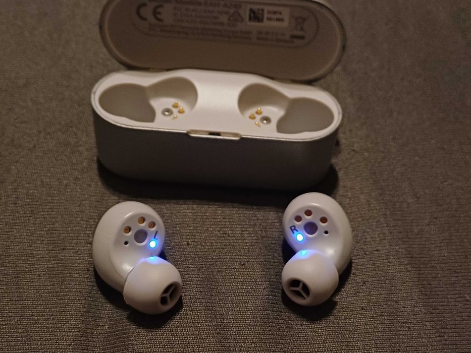technics eah-az40  , căști bt , hi-fi ,stare buna