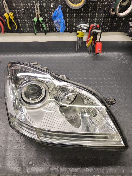 ДЕСЕН Фар Mercedes GL X164