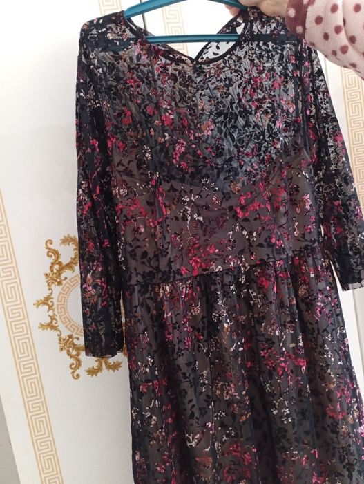 Продается платье