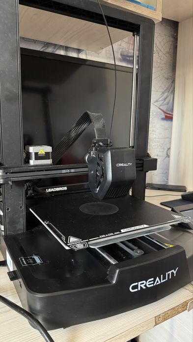 Продам 3д принтер Creality ender 3 se