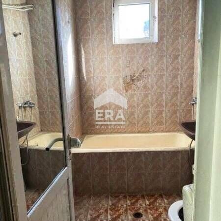 Продава се Къща в Хасково, Каменни - 240 кв.м за 750 €/кв.м - Снимка #3