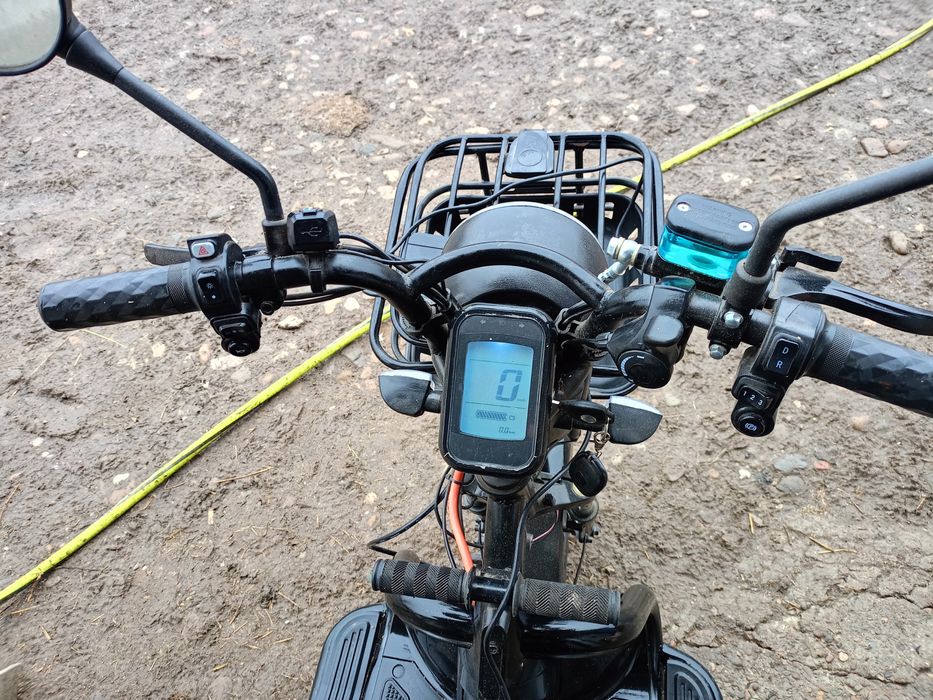 Triciclu electric NEO – stare bună
